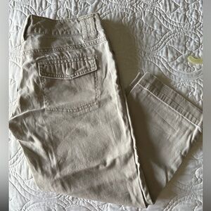 American eagle capris